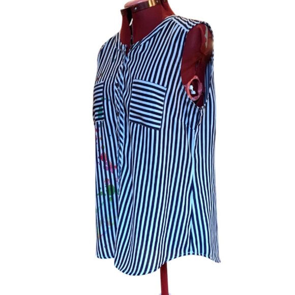 TERRA NOSTRA - Striped Sleeveless Button-Front Top with abstract print – Size L - Picture 9 of 13